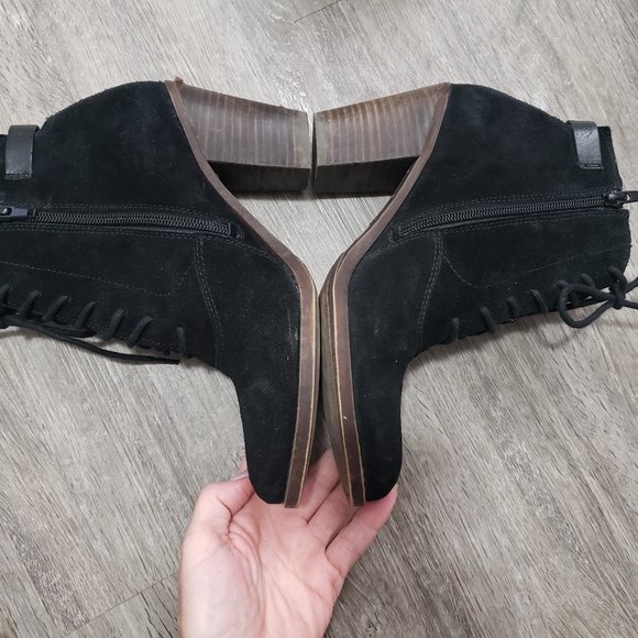 Lucky Brand Echoh Black Suede Booties Sz 8 - Picture 5 of 9